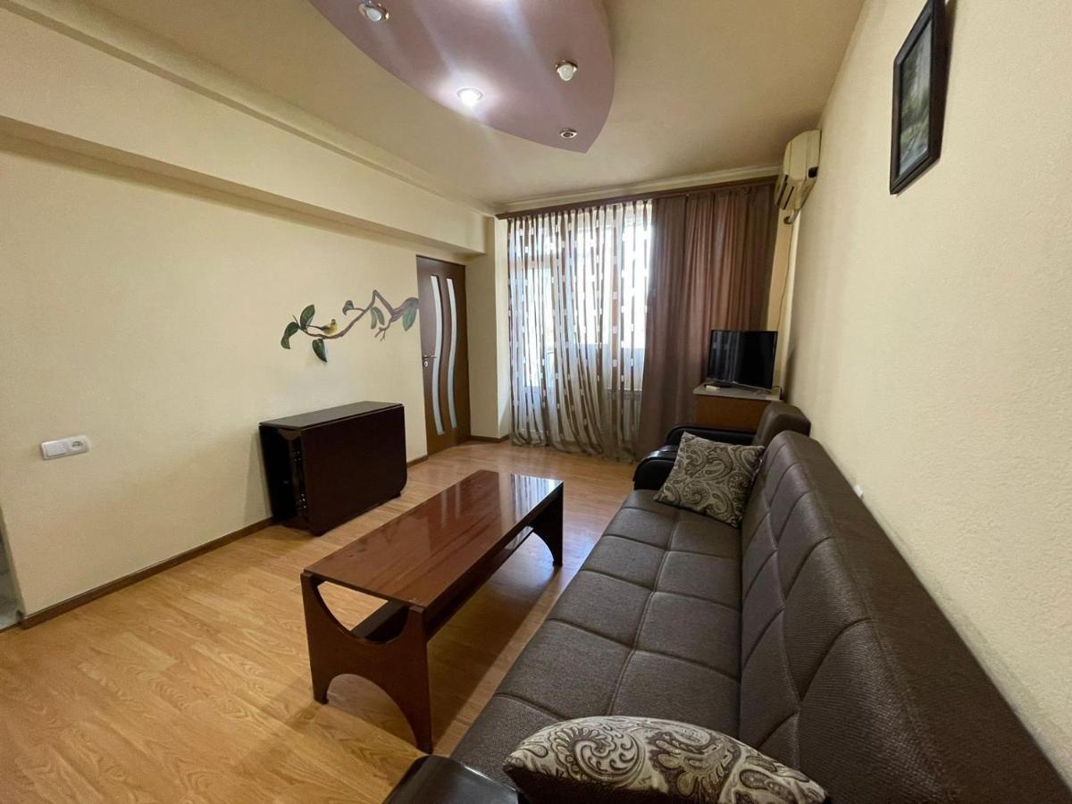 Apartment In Yerevan, Centre Dış mekan fotoğraf
